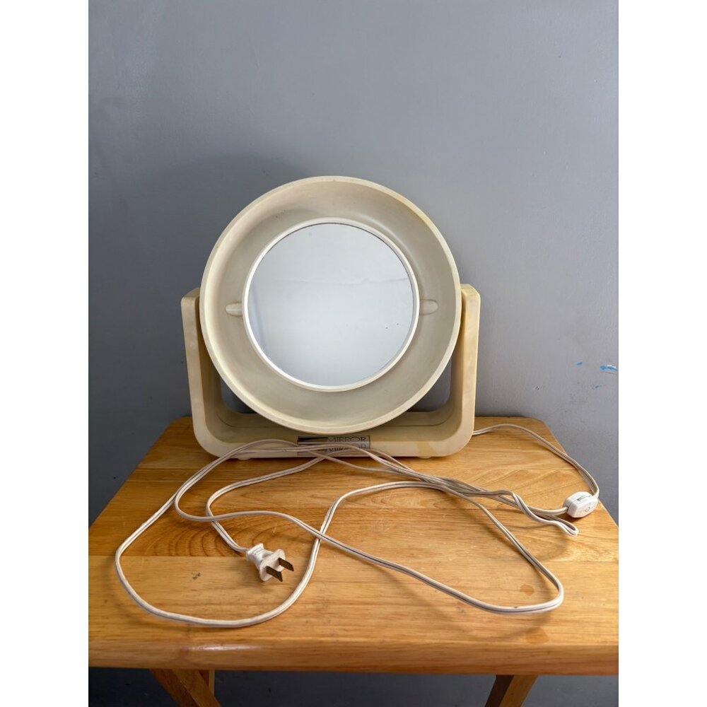 Vintage Clairol Round Lighted Make Up Vanity Mirror Adjustable Tilt Plug-In Cord